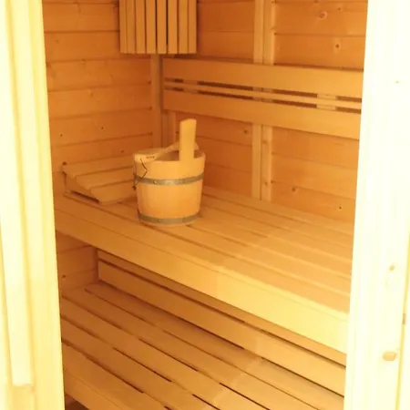 4 Sterne Vilm Mit Terrasse Und Sauna Lobbe